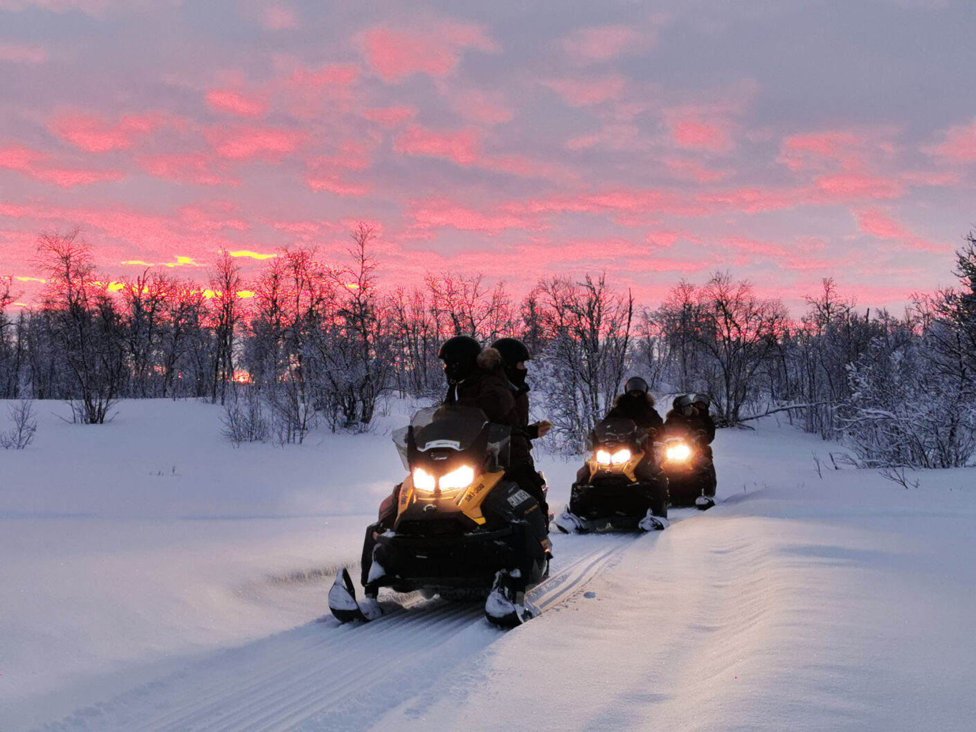 Best of Lapland | Northern Lights Holiday Experts | Aurora Nights