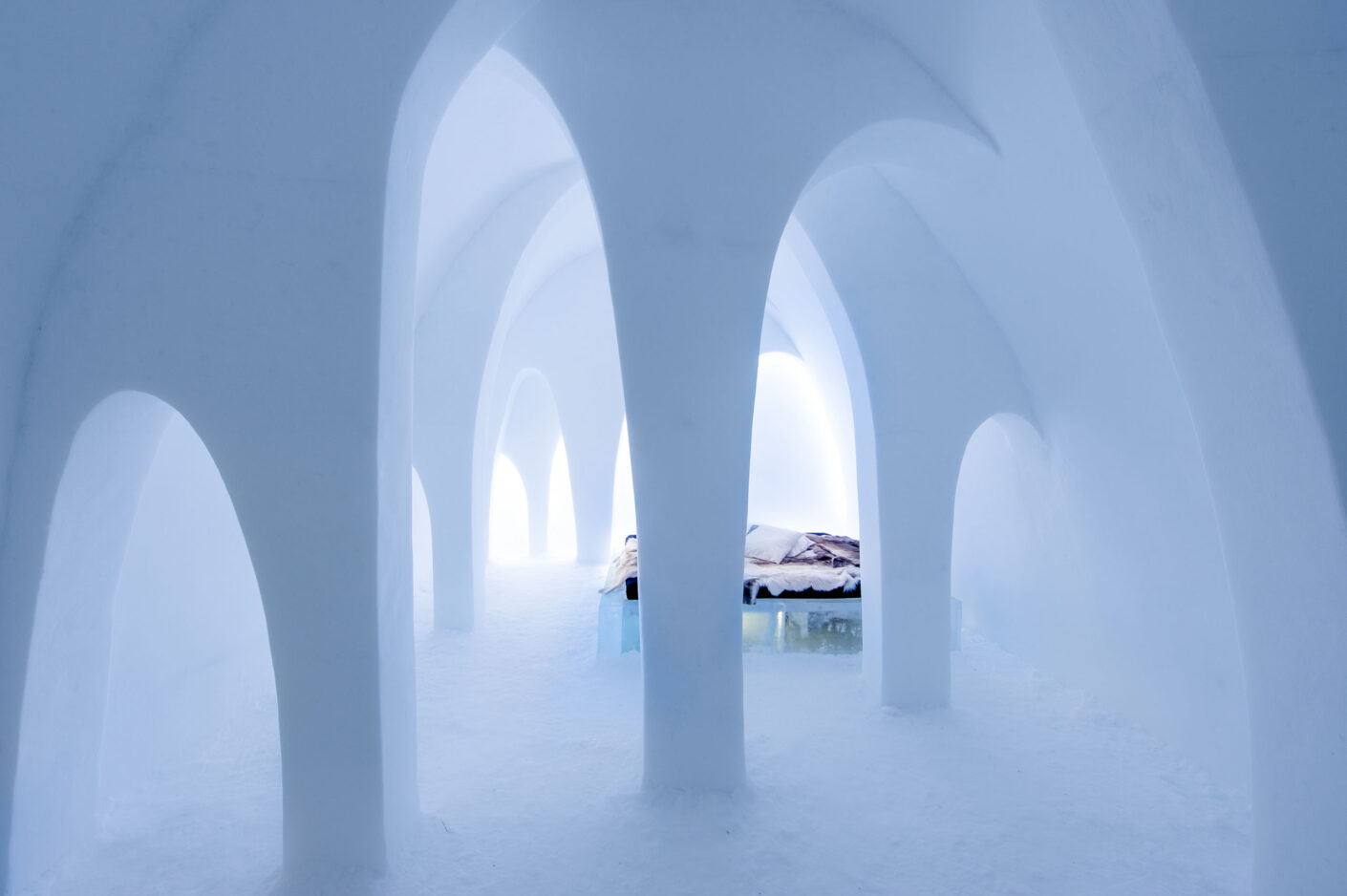 The Complete Icehotel Winter Experience | Northern Lights Holiday Experts | Snowmobiling and Dog Sledding Adventures with Ice Fishing and Aurora Hot Tub | Aurora Nights