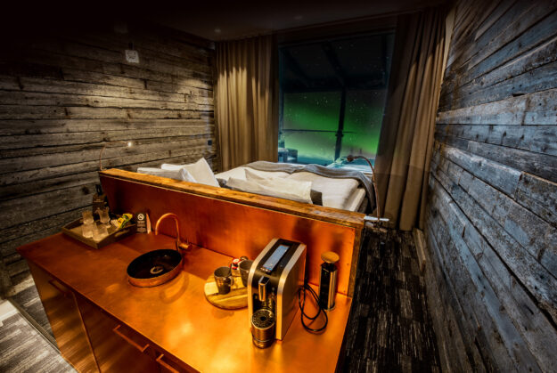 Iso Syote & the Aurora View Suites | Northern Lights Holiday Experts | Aurora Nights