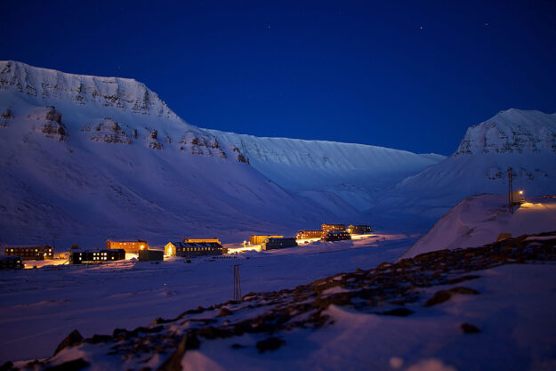The Aurora Nights Tromso & Svalbard Experience | Northern Lights Holiday Experts | Aurora Nights - Combine two locations pefect for Northern Lights hunting activies.