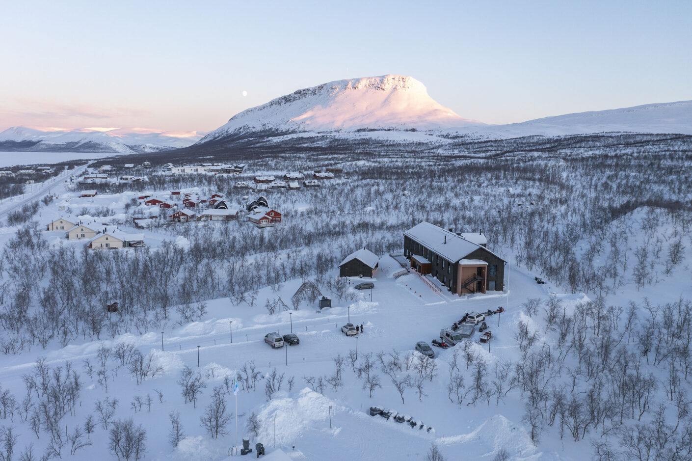 Aurora Across the Border | Northern Lights Holidat Experts | Aurora Nights | Combine two countires Norway and Finnish Lapland for a great Northern Lights Holiday experience.