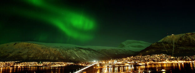 The Aurora Nights Tromso & Svalbard Experience | Northern Lights Holiday Experts | Aurora Nights - Combine two locations pefect for Northern Lights hunting activies.