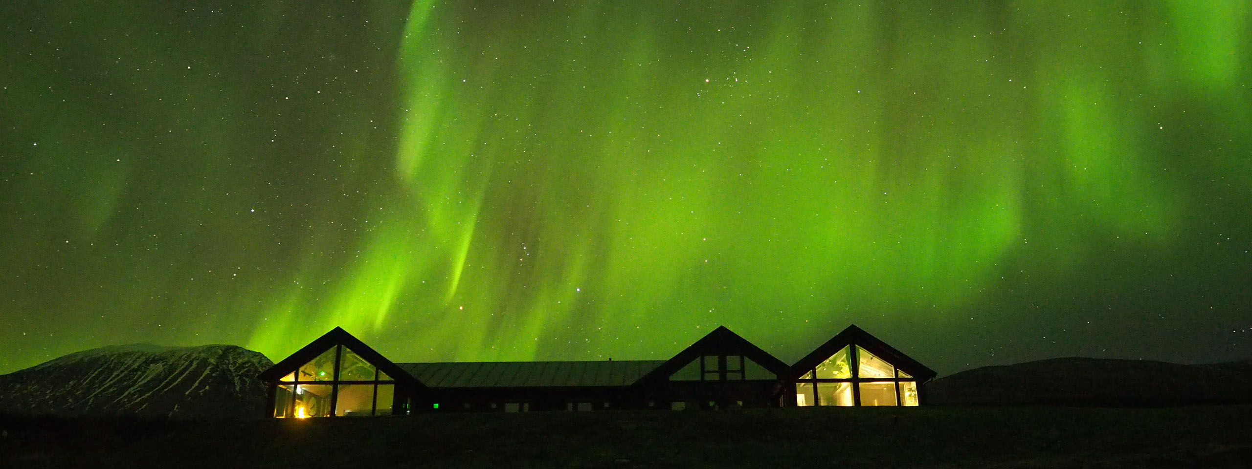 The Northern Norway Lodge Experience | Northern Lights Holiday Experts | Aurora Nights | Visit Tromso, see majestic Norwegian Fjords and stunning scenery in Norway.