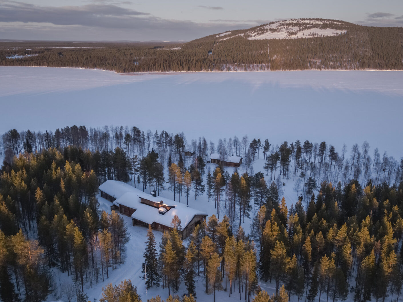 Northern Lights Magical Hideaway: Logwood Apartment Aurora Experience | Aurora Nights | Luxury Northern Lights Holiday in Finland