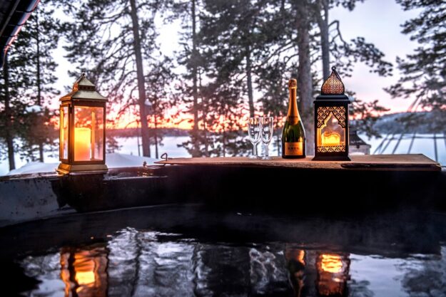 Fjellborg Arctic Lodge | Aurora Nights
