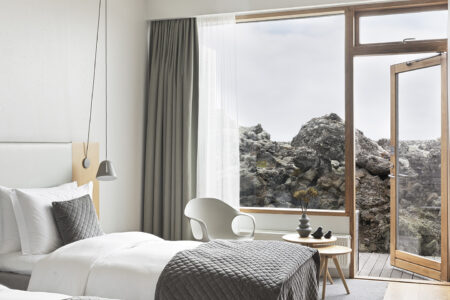header-luxury-blue-lagoon