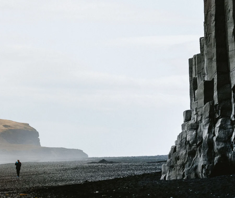Northern Lights Paradise | Northern Lights Holiday Experts in Iceland | Aurora Nights | Secret Caves and Blue Lagoon Spa Visit | Superjeep Adventures